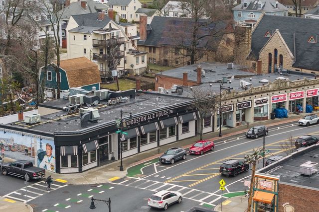 5 Baker St, Boston, MA 02132