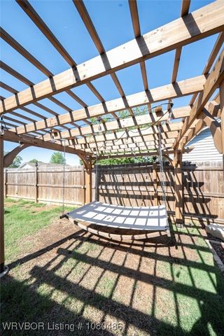 516 Loop West, Roland, OK 74954