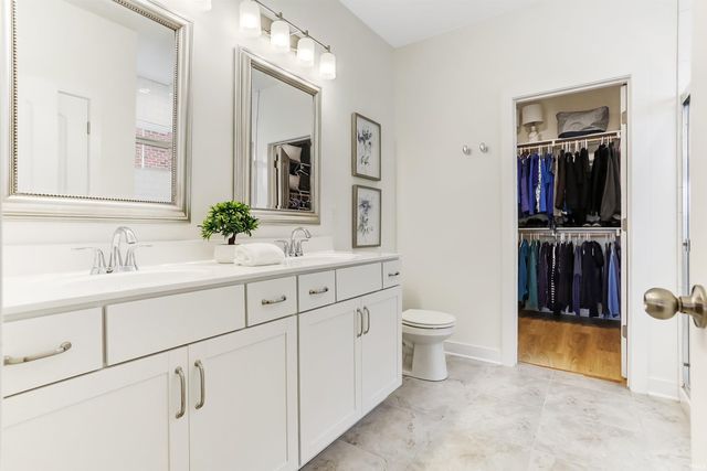 5484 Abbe Wood Drive, Newburgh, IN 47630