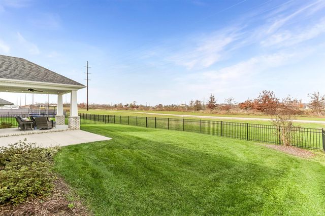 5484 Abbe Wood Drive, Newburgh, IN 47630