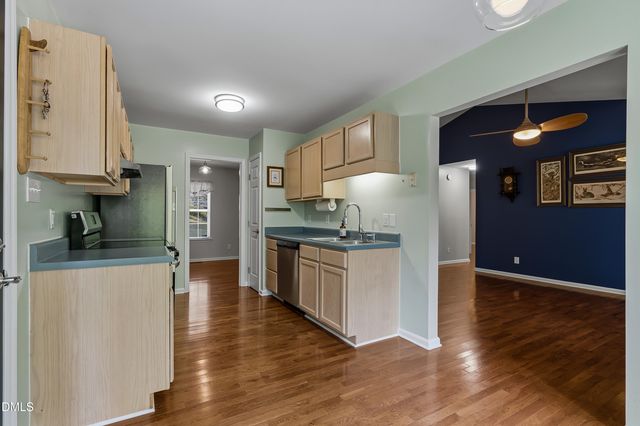 129 Bristol Court, Youngsville, NC 27596