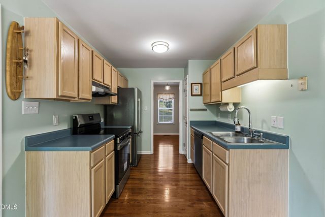 129 Bristol Court, Youngsville, NC 27596