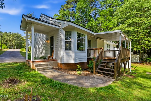 129 Bristol Court, Youngsville, NC 27596