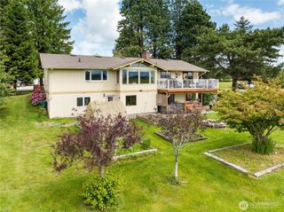 405 E Wiser Lake Road, Lynden, WA 98264