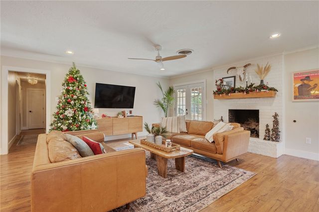 3700 Tanglewood Drive, Bryan, TX 77802