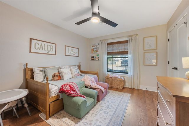 3700 Tanglewood Drive, Bryan, TX 77802