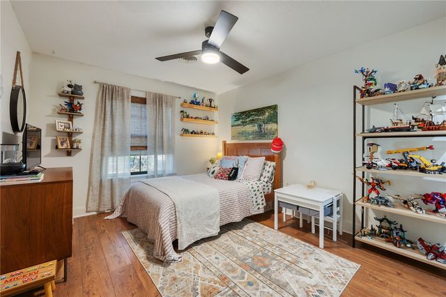 3700 Tanglewood Drive, Bryan, TX 77802