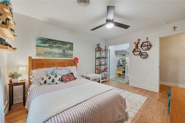 3700 Tanglewood Drive, Bryan, TX 77802