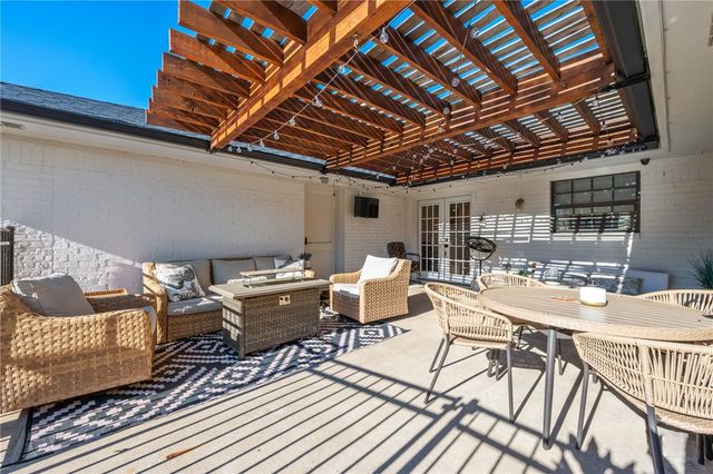 3700 Tanglewood Drive, Bryan, TX 77802