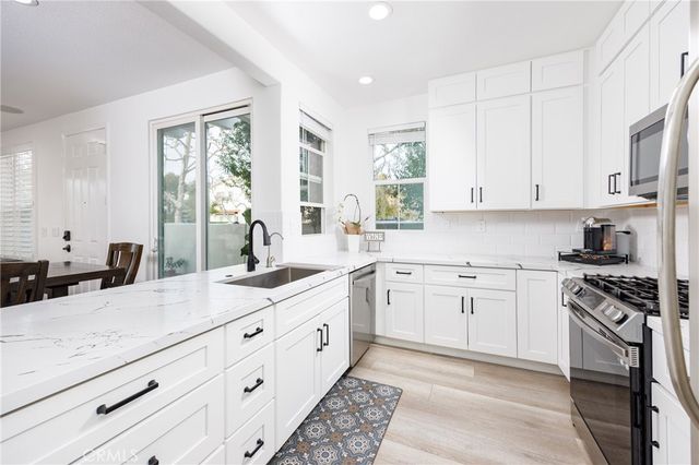 30 Savannah Lane, Ladera Ranch, CA 92694