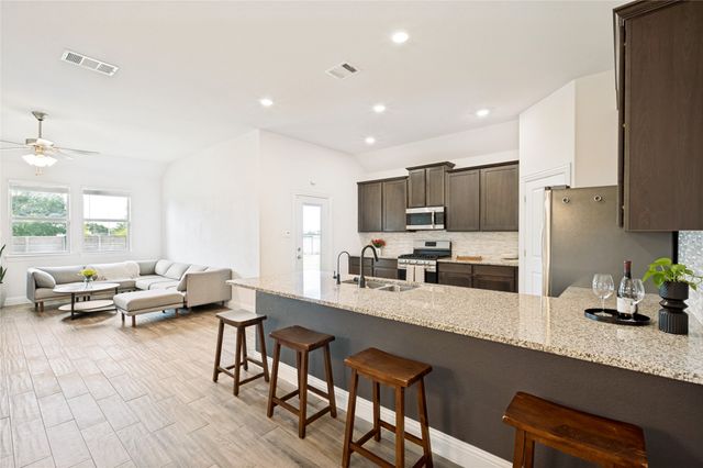 11316 Bullion Way, Aubrey, TX 76227