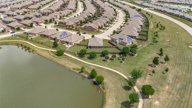 11316 Bullion Way, Aubrey, TX 76227
