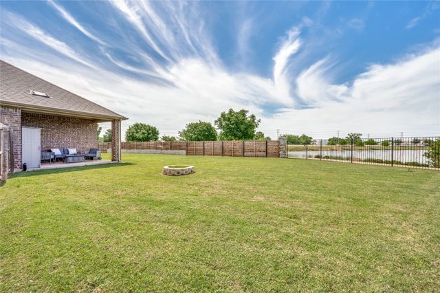 11316 Bullion Way, Aubrey, TX 76227