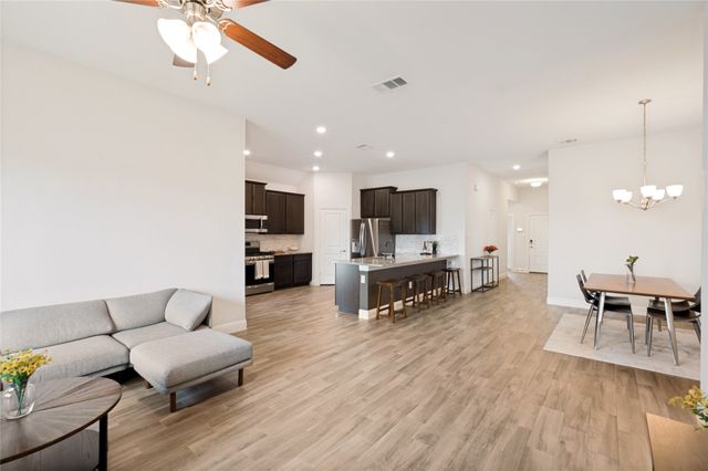 11316 Bullion Way, Aubrey, TX 76227
