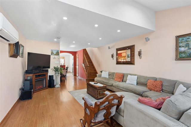 33-22 Jordan Street, Flushing, NY 11358