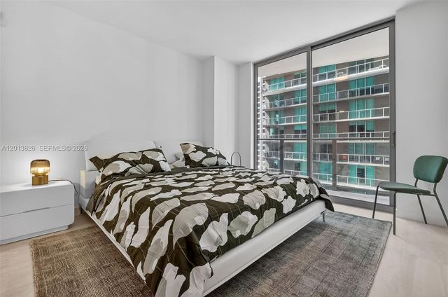 77 SE 5th Street 1908, Miami, FL 33131