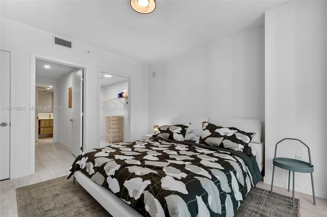 77 SE 5th Street 1908, Miami, FL 33131
