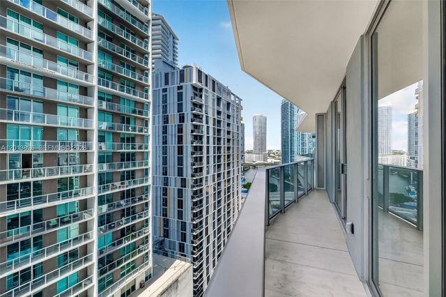77 SE 5th Street 1908, Miami, FL 33131