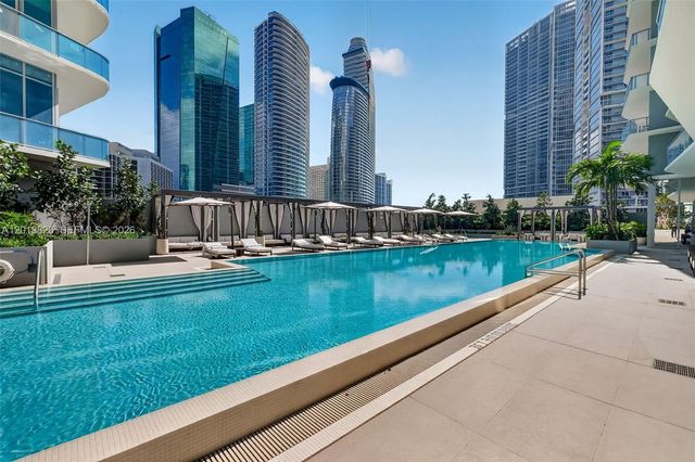 77 SE 5th Street 1908, Miami, FL 33131