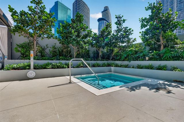 77 SE 5th Street 1908, Miami, FL 33131