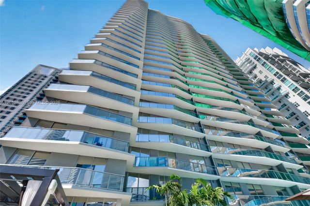 77 SE 5th Street 1908, Miami, FL 33131