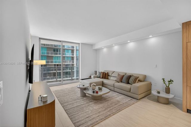 77 SE 5th Street 1908, Miami, FL 33131