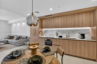 77 SE 5th Street 1908, Miami, FL 33131