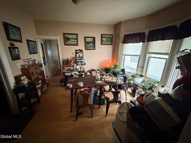 27 Catherine Street, Schenectady, NY 12307
