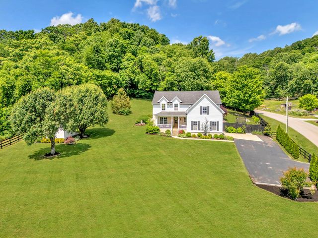 1779 Cayce Springs Rd, Thompsons Station, TN 37179