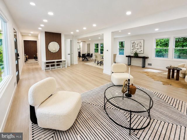 12009 VALE RD, Oakton, VA 22124