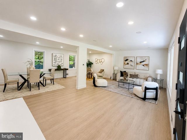 12009 VALE RD, Oakton, VA 22124