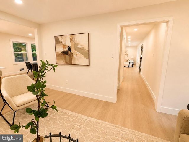 12009 VALE RD, Oakton, VA 22124