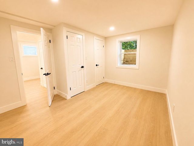 12009 VALE RD, Oakton, VA 22124