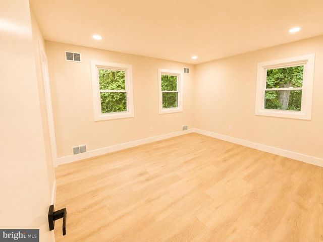 12009 VALE RD, Oakton, VA 22124