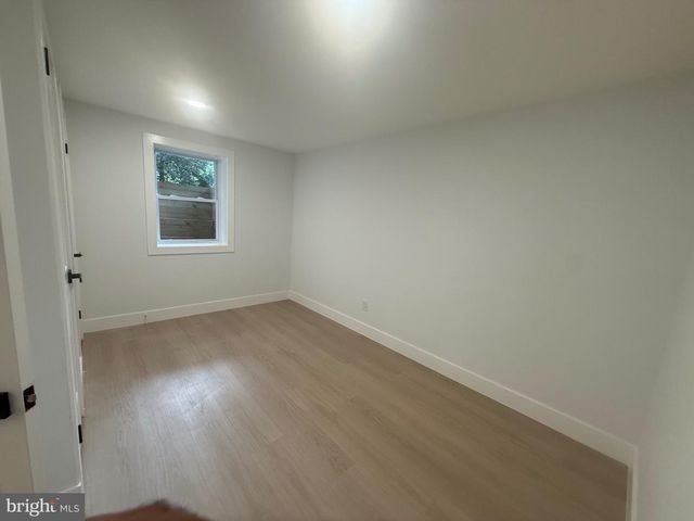 12009 VALE RD, Oakton, VA 22124