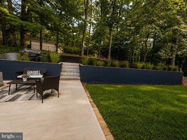 12009 VALE RD, Oakton, VA 22124