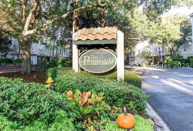 10 Newport Dr Apt 3302, Hilton Head Island, SC 29928