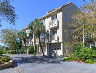 10 Newport Dr Apt 3302, Hilton Head Island, SC 29928