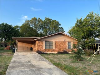 1792 Kuehler Avenue, New Braunfels, TX 78130