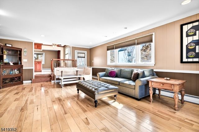 423 S Plainfield Ave, South Plainfield Boro, NJ 07080