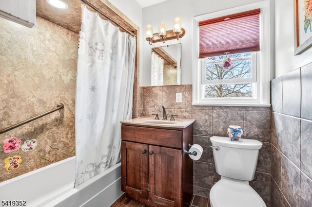 423 S Plainfield Ave, South Plainfield Boro, NJ 07080