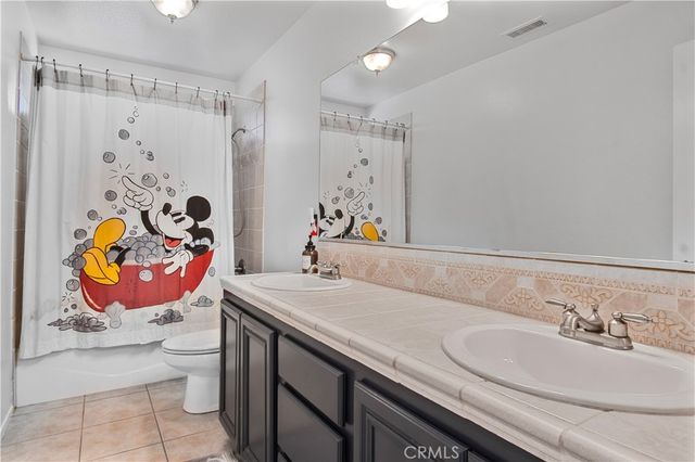 25696 Moore Lane, Stevenson Ranch, CA 91381