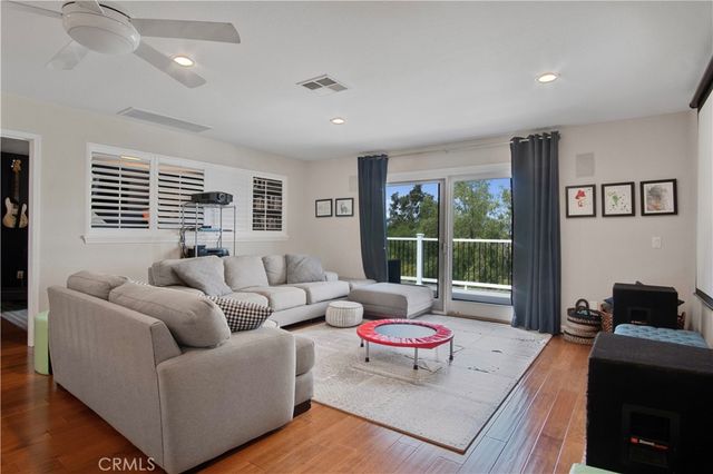 25696 Moore Lane, Stevenson Ranch, CA 91381