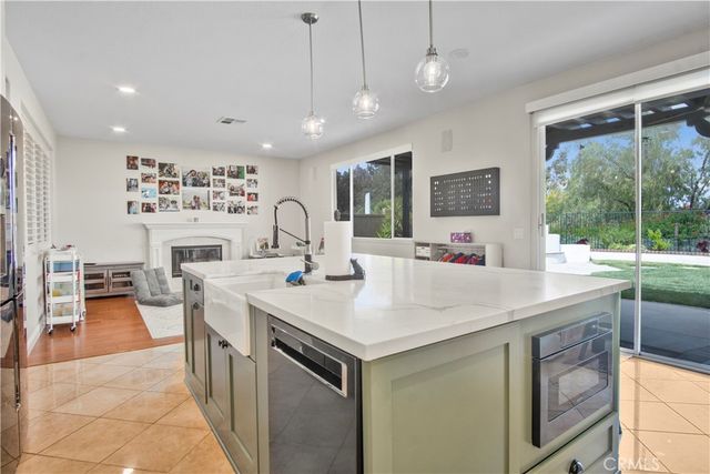 25696 Moore Lane, Stevenson Ranch, CA 91381