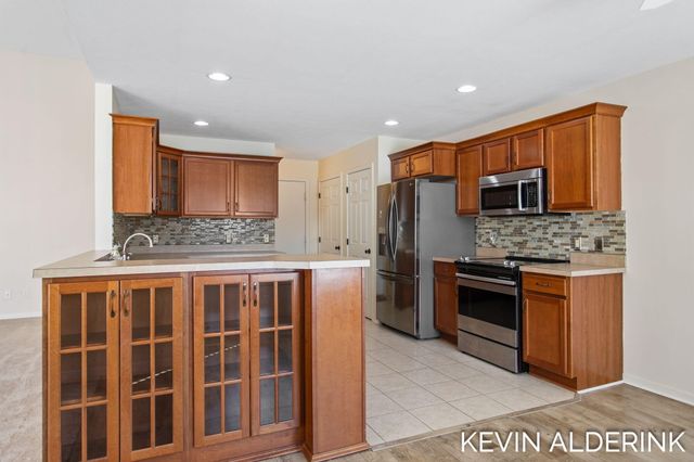 2325 Valarie Drive, Holland Twp, MI 49464