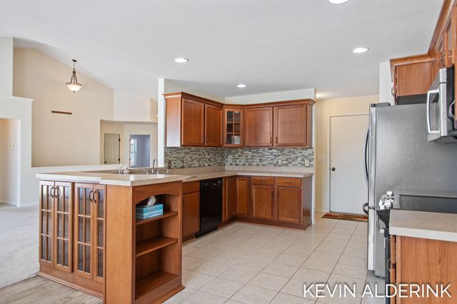 2325 Valarie Drive, Holland Twp, MI 49464