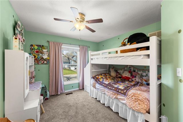 24075 W 57th Street, Shawnee, KS 66226
