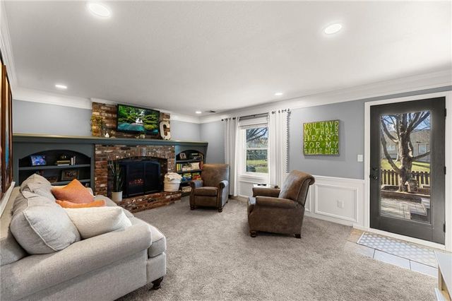 24075 W 57th Street, Shawnee, KS 66226