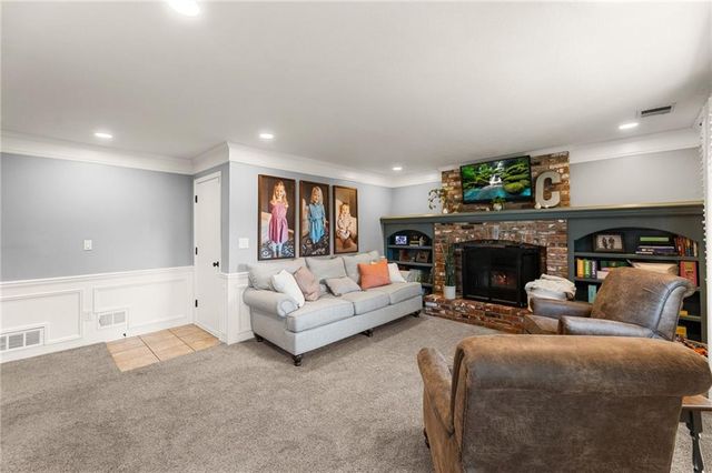 24075 W 57th Street, Shawnee, KS 66226