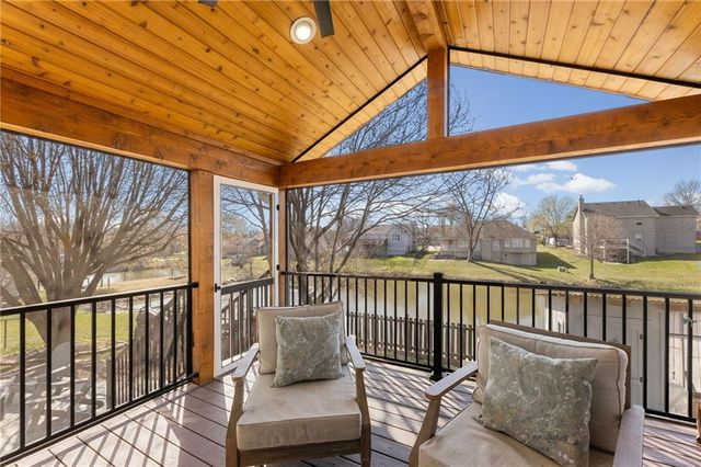 24075 W 57th Street, Shawnee, KS 66226